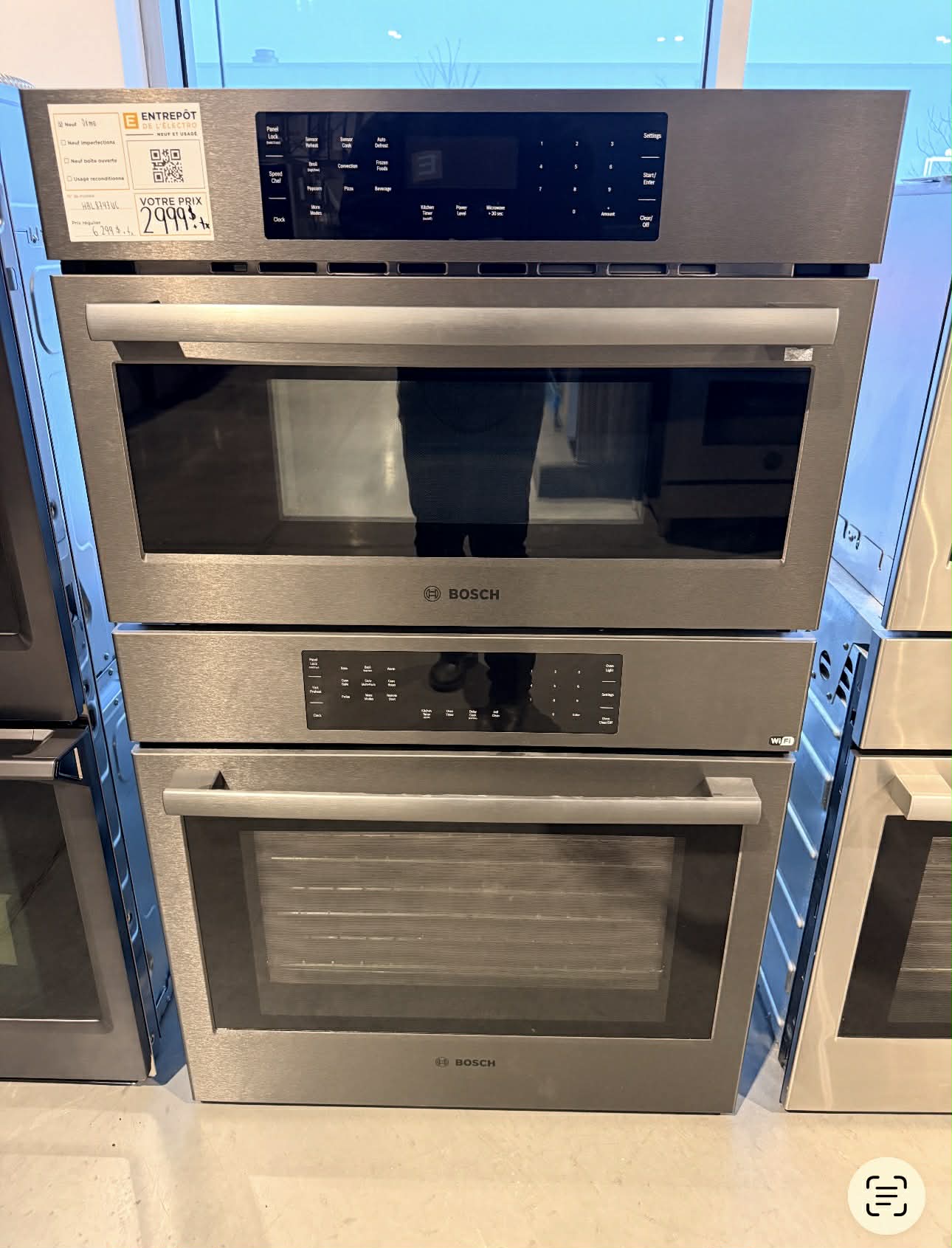 Four encastré Bosch HBL8743UC