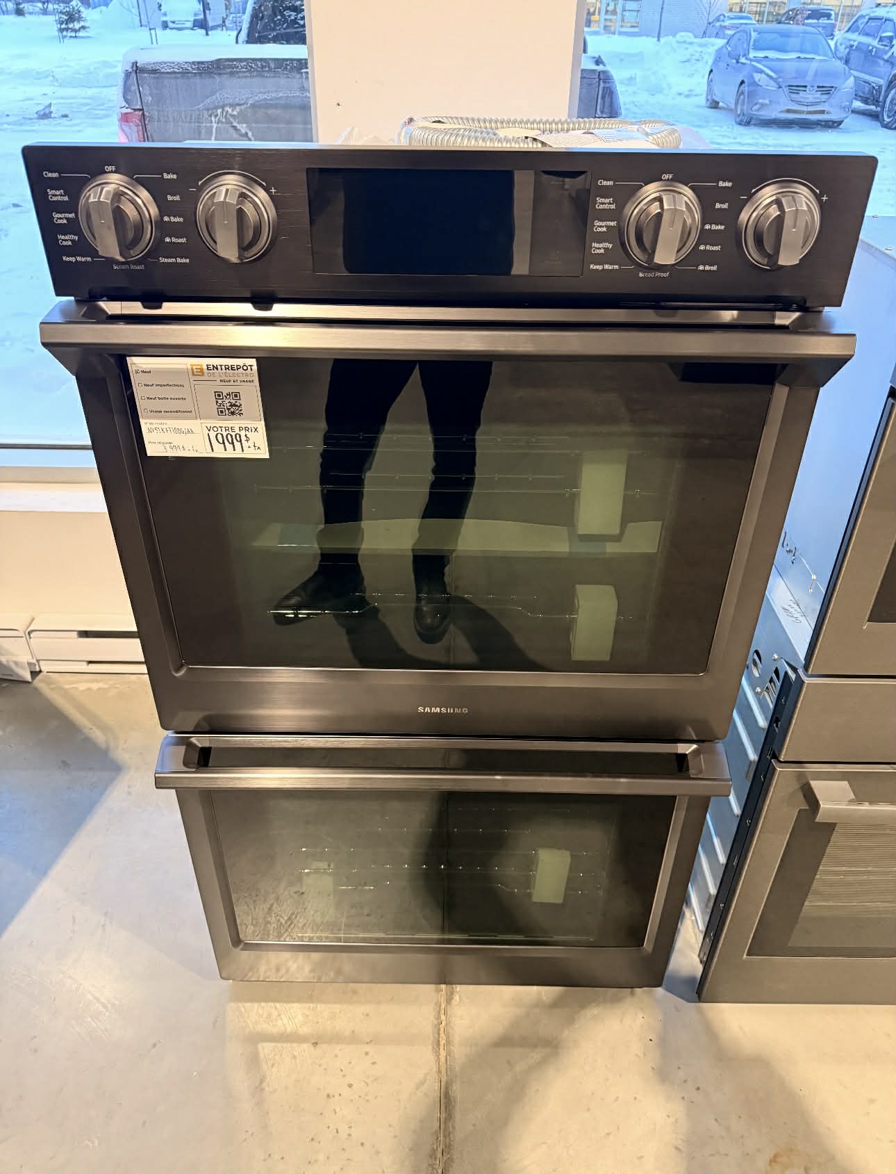 Four encastré de Samsung NV51K7770DG