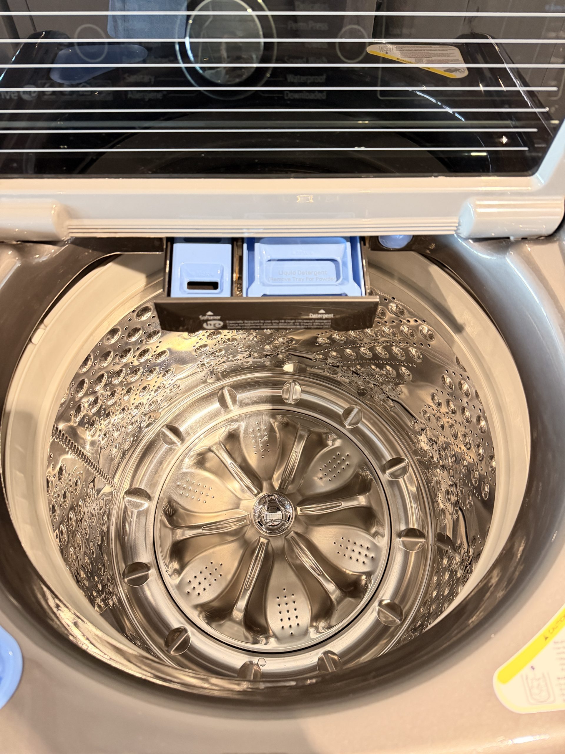 Laveuse LG Grande Capacité sans Agitateur – Image 4