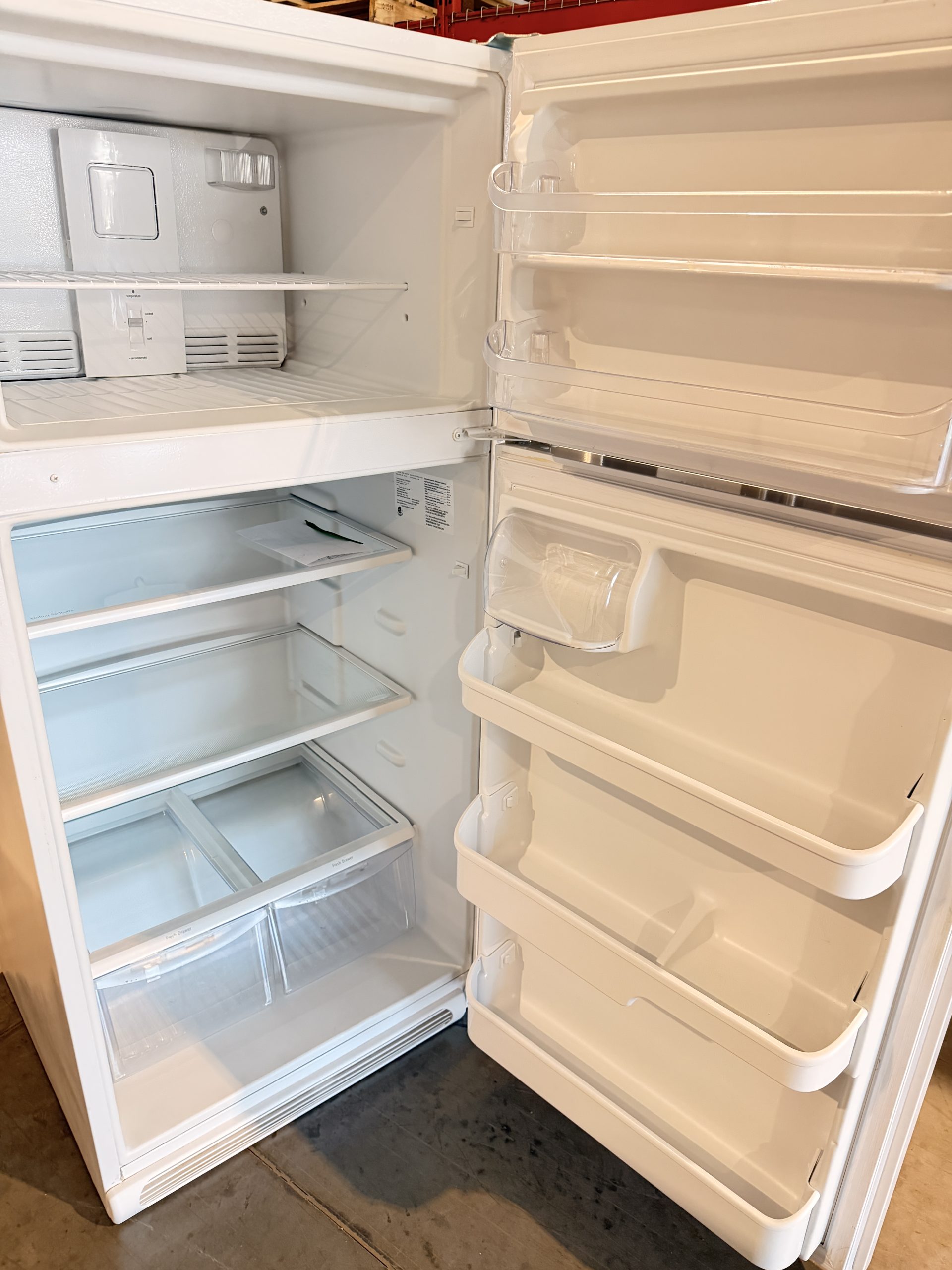 Réfrigérateur Frigidaire Gallery 30Po – Image 3